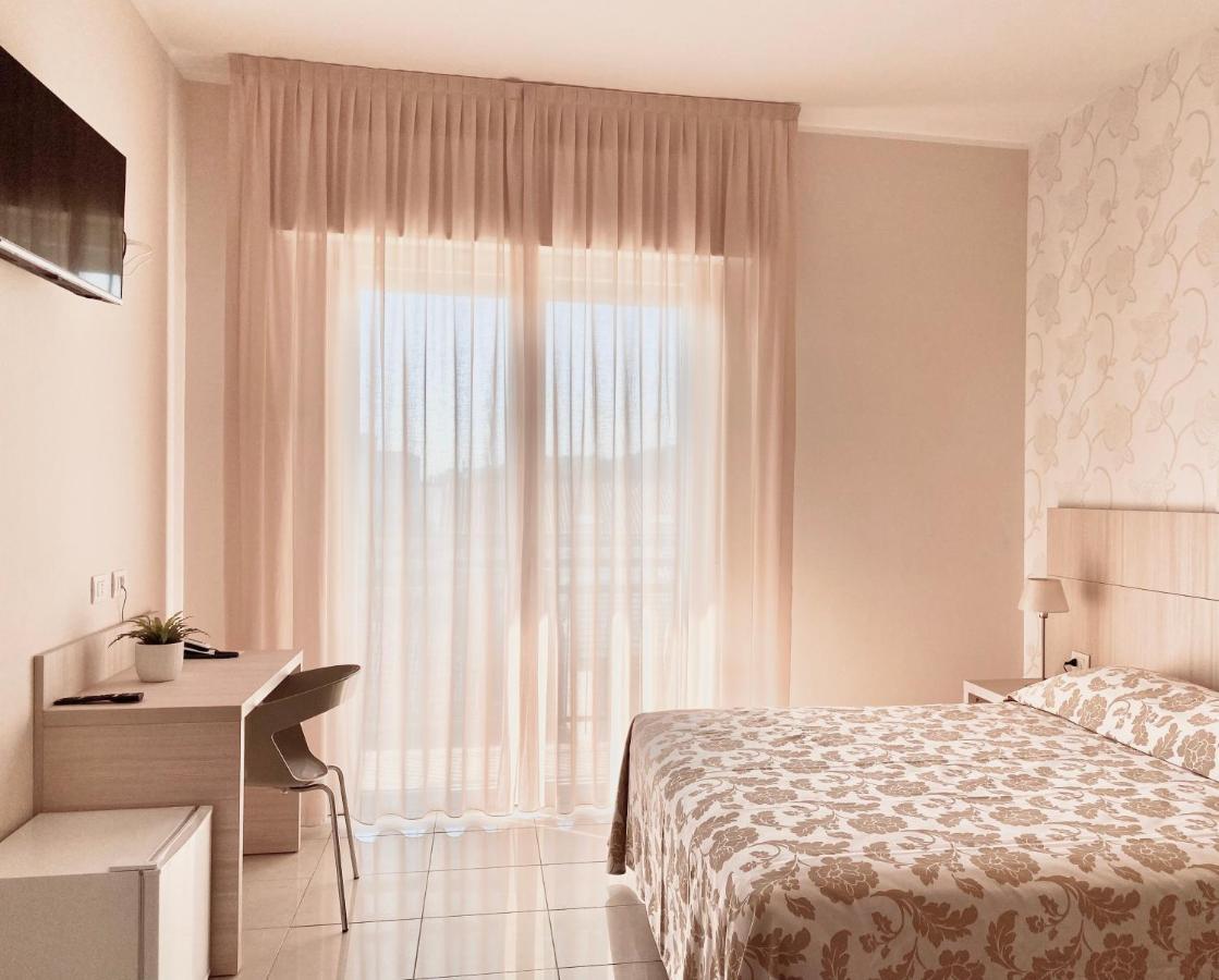 Santa Barbara Hotel & Apartments Bellaria-Igea Marina Exteriér fotografie