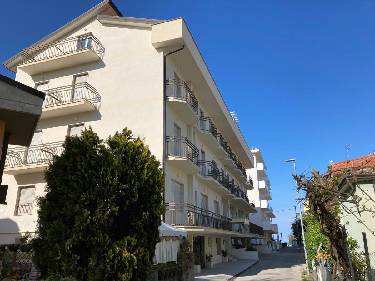 Santa Barbara Hotel & Apartments Bellaria-Igea Marina Exteriér fotografie